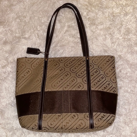 Authentic Coach Tote Handbag💜Lavender Lining - Picture 14 of 14